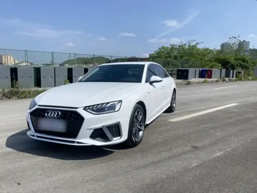 Audi A4, 2021