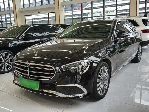 Mercedes-Benz E-Class, 2023