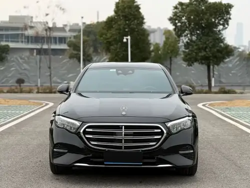 Mercedes-Benz E-Class, 2026