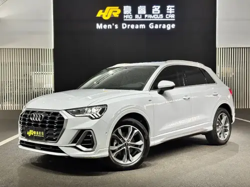 Audi Q3, 2021