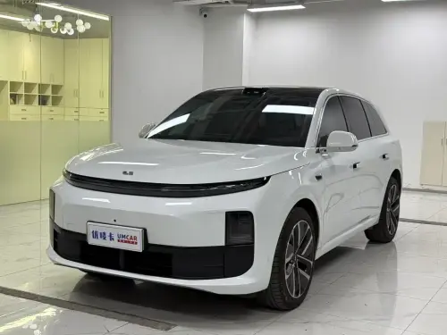 Li Auto L6, 2025