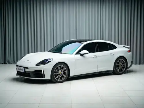 Porsche Panamera, 2025
