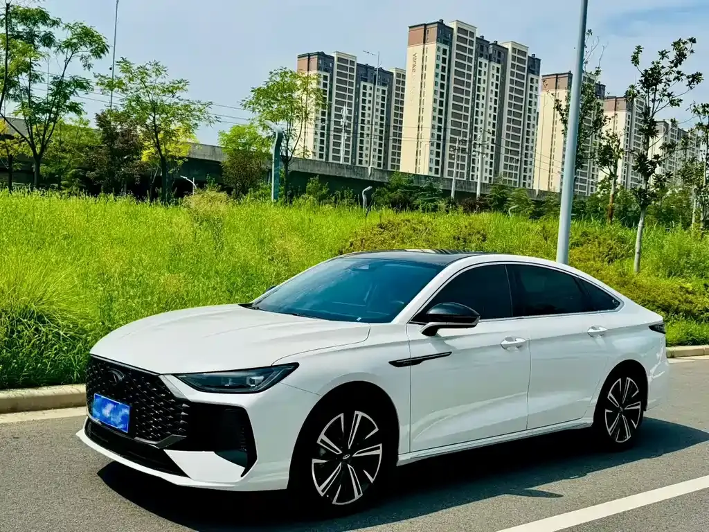 Chery Arrizo 8 PRO, 2025