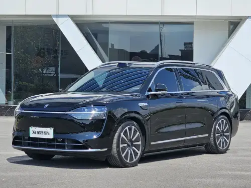 AITO M9, 2025