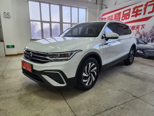 Volkswagen Tiguan, 2023