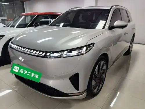 Dongfeng eπ008, 2024