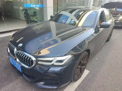 BMW 5-Series, 2023