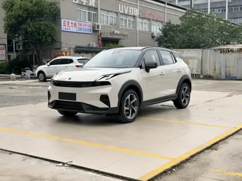 Lynk & Co 06, 2025