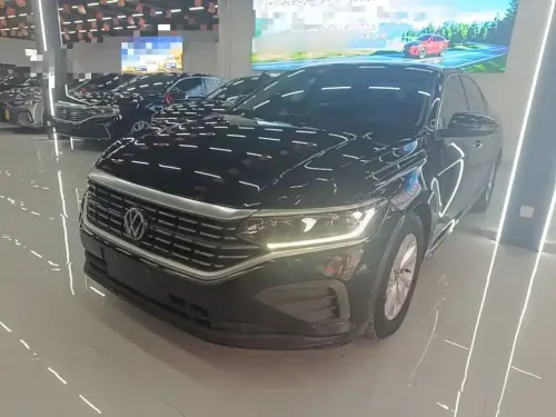 Volkswagen Passat, 2023