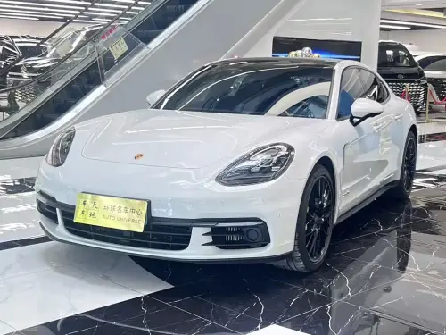 Porsche Panamera, 2021