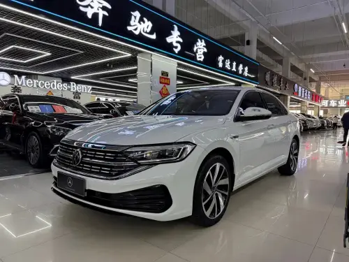 Volkswagen Sagitar, 2022