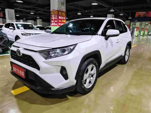 Toyota RAV4, 2023