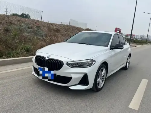 BMW 1-Series, 2022