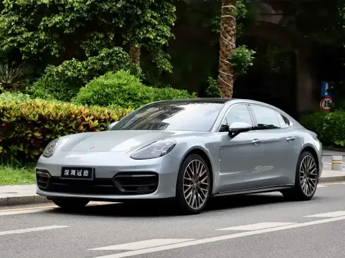 Porsche Panamera, 2022