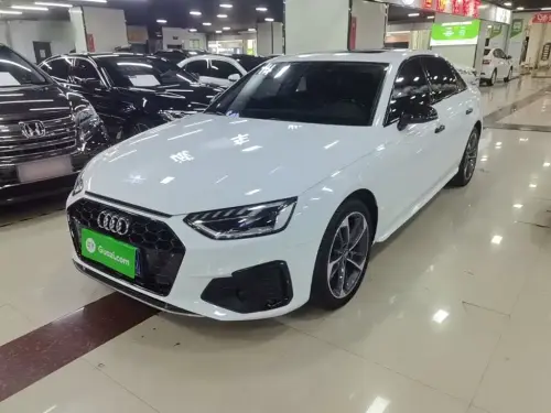 Audi A4, 2021