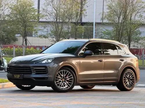 Porsche Cayenne, 2021