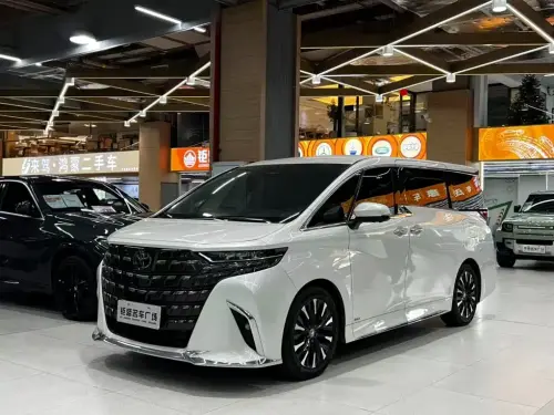 Toyota Alphard, 2024