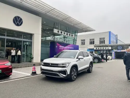 Volkswagen Tharu, 2025
