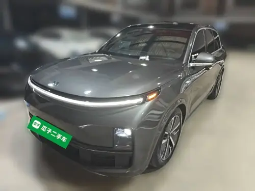 Li Auto L8, 2025