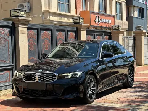 BMW 3-Series, 2023