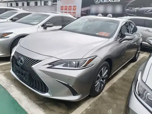 Lexus ES, 2021