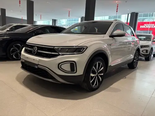 Volkswagen T-Roc, 2024