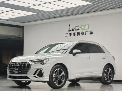 Audi Q3, 2023