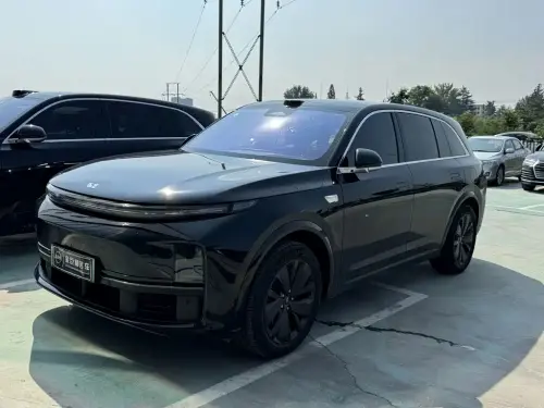 Li Auto L7, 2025