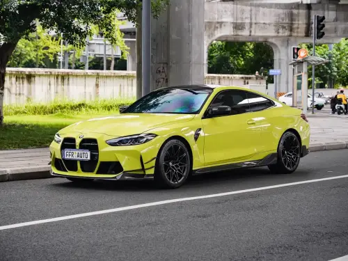 BMW 4-Series M, 2022