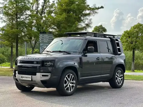 Land Rover Defender, 2024