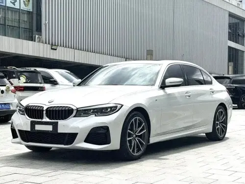 BMW 3-Series, 2021
