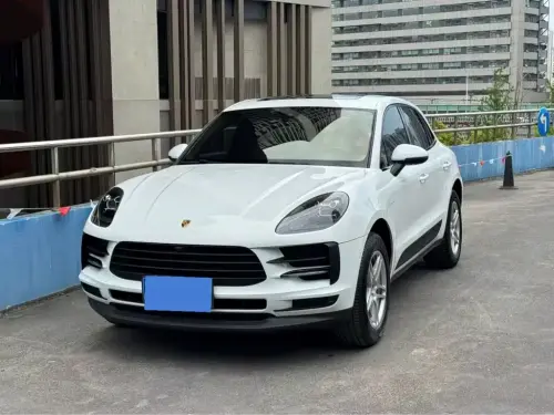 Porsche Macan, 2021