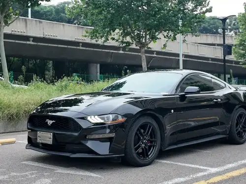Ford Mustang, 2022