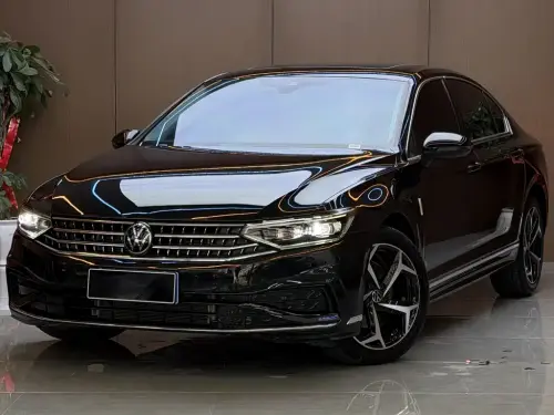 Volkswagen Magotan, 2026