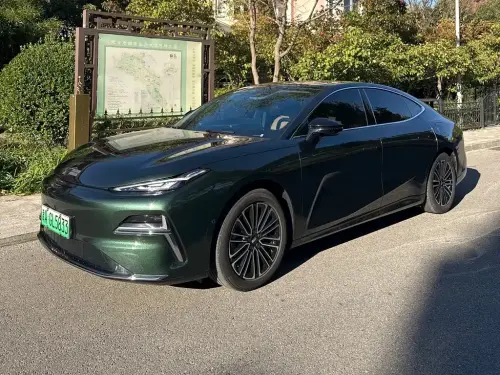 Geely Galaxy Xingyao 8, 2025