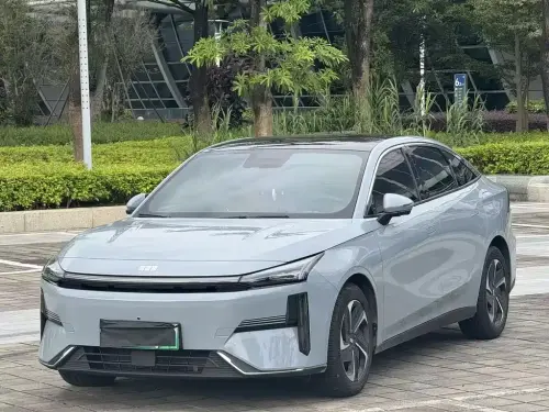 Geely Galaxy L6, 2023
