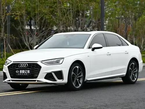 Audi A4, 2022
