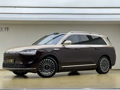 AITO M9, 2025