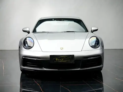 Porsche 911, 2023