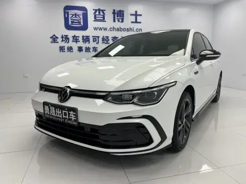 Volkswagen Golf, 2022