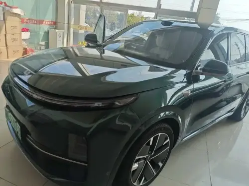 Li Auto L9, 2025