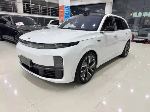 Li Auto L7, 2025