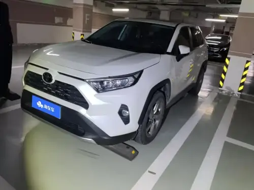 Toyota RAV4, 2022