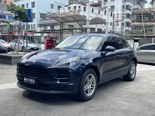 Porsche Macan, 2021