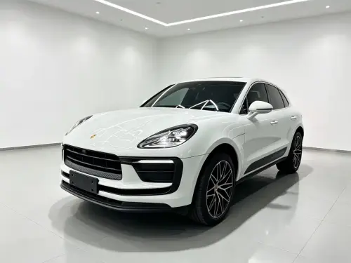 Porsche Macan, 2022