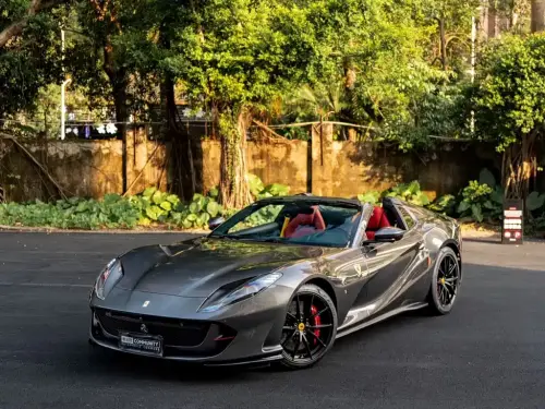 Ferrari 812, 2021