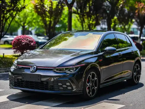 Volkswagen Golf GTI, 2023