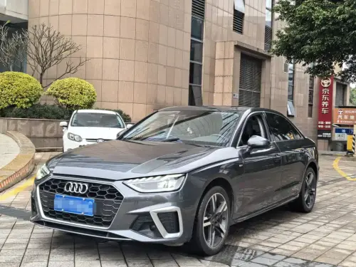 Audi A4, 2023