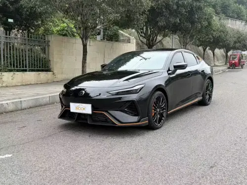 Changan UNI-V, 2025