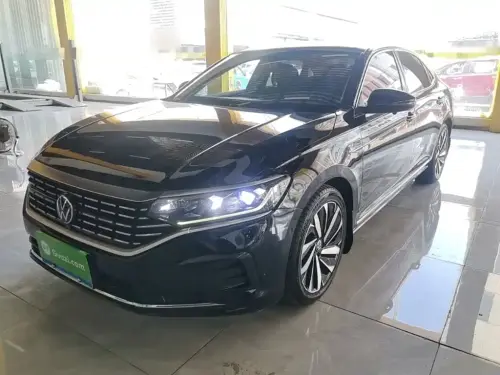 Volkswagen Passat, 2022